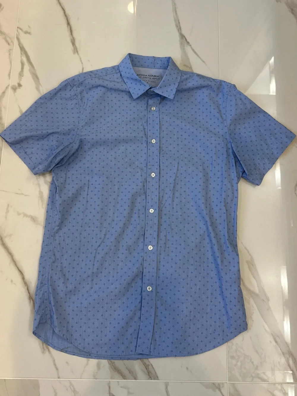 Banana Republic Light Blue Short-Sleeve Microprint Button-Down Shirt